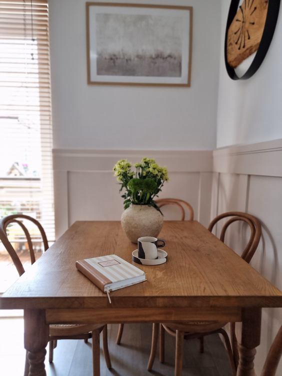 Jadalnia pomalowana kolorem Biały Dekoral EFFECT 3in1