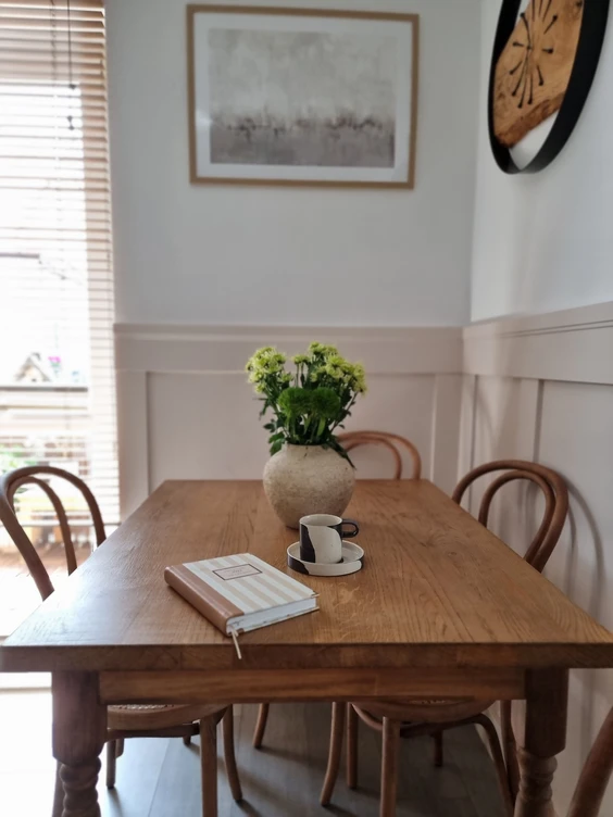 Jadalnia pomalowana kolorem Biały Dekoral EFFECT 3in1