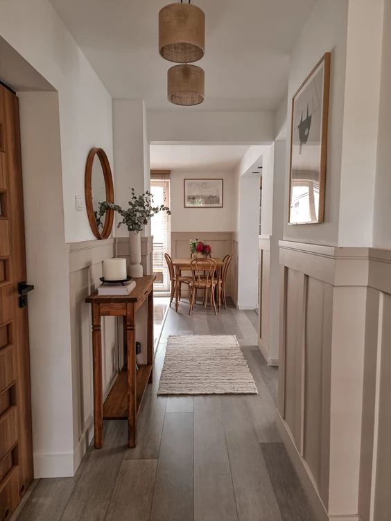 Korytarz pomalowany kolorem Biały Dekoral EFFECT 3in1