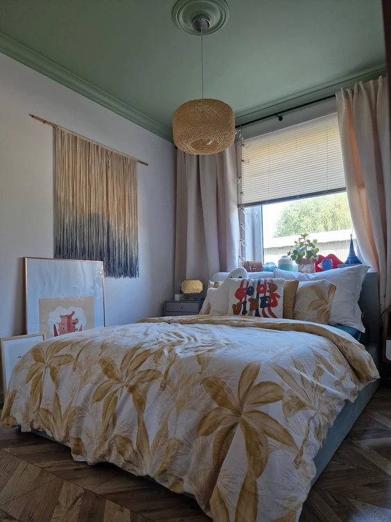 Sufit pomalowany Dekoral  EFFECT 3in1