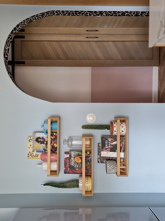 Ściana pomalowana kolorem Błękitny Dekoral EFFECT 3in1